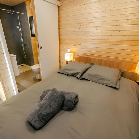 Le Laponya - Chalets Climatises Avec Spa & Borne De Recharge Bressols Exterior foto