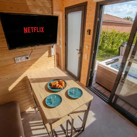 Le Laponya - Chalets Climatises Avec Spa & Borne De Recharge Bressols Exterior foto